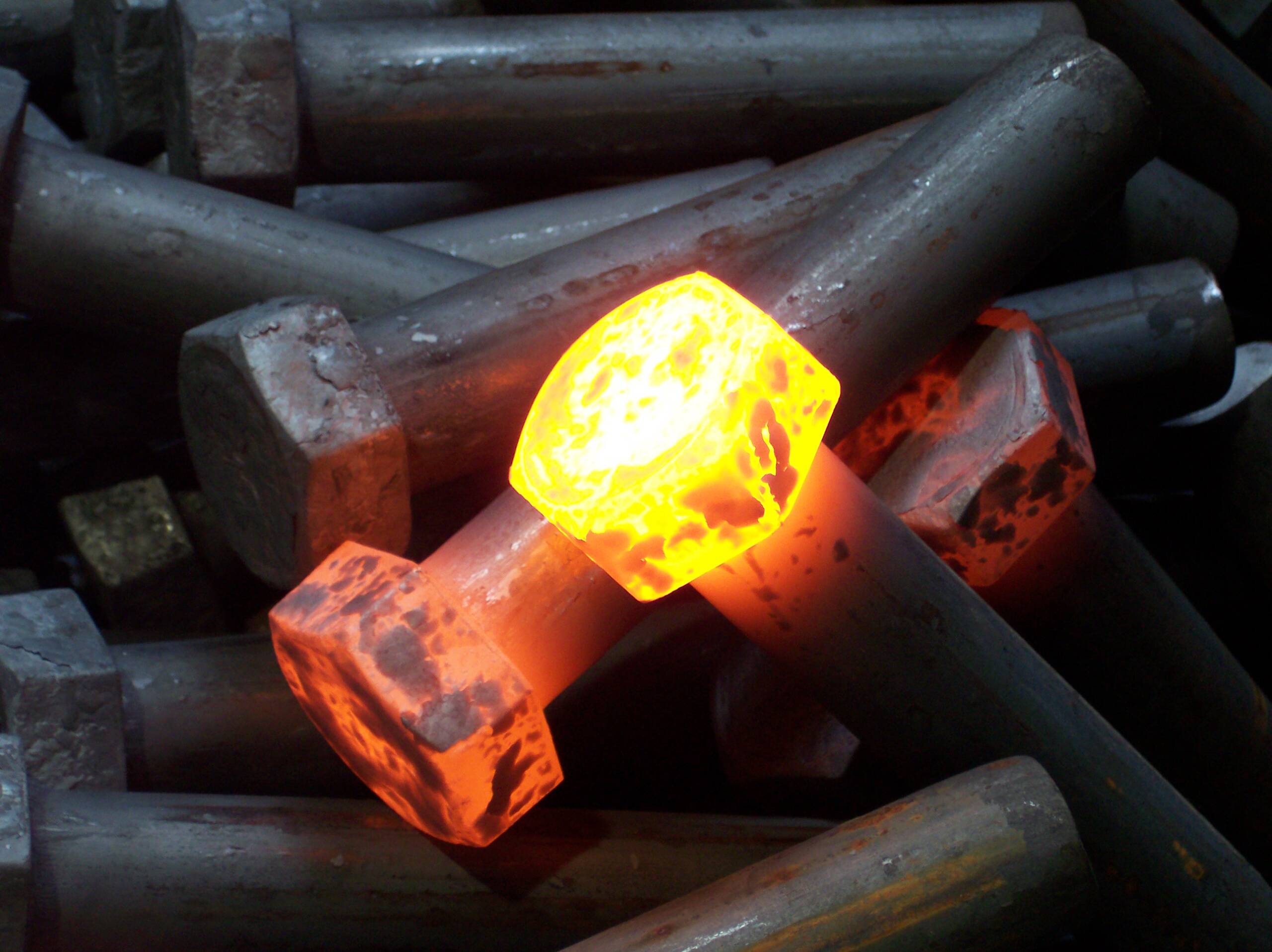 Glowing Bolt